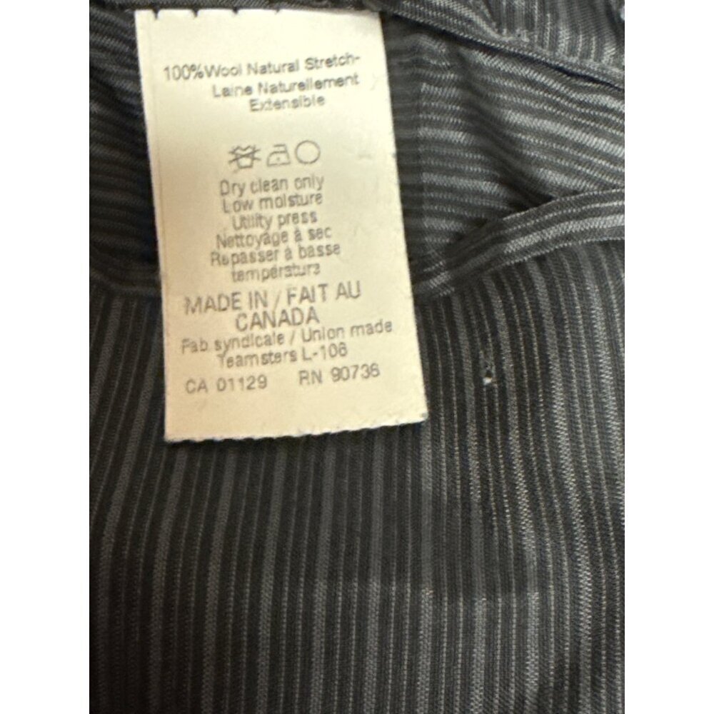 Calvin Klein Men's Blazer 100% Wool Navy Blue Lined Two Button Sport Coat 40R - Picture 10 of 11